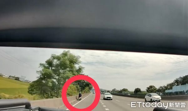 疑嬤孫雙載國道逆向行駛路肩！自行下交流道　警方回應了