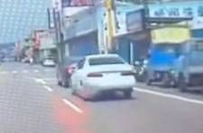 ▲彰化埔心鄉員鹿路發生驚險追撞。（圖／民眾提供）