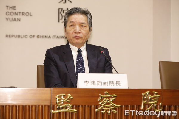 ▲▼監察院副院長李鴻鈞2日偕同副祕書長王增華就秘書長李俊俋請辭一事召開記者會，並就違規使用公務車的其他監委如何調查進行說明。（圖／記者湯興漢攝）