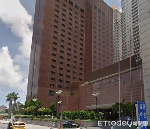 ▲▼高雄國賓危老重建三度評估遭質疑，自救會找「第四方鑑定」結果曝。（圖／記者賴文萱翻攝）