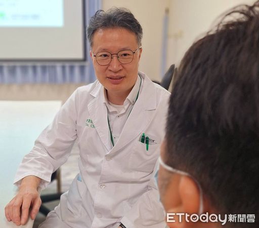 ▲阮綜合醫院皮膚科醫師劉昭宏。（圖／記者許宥孺翻攝）