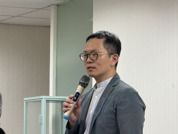 ▲彰化縣議員吳韋達加入民眾黨。（圖／民眾黨部提供）