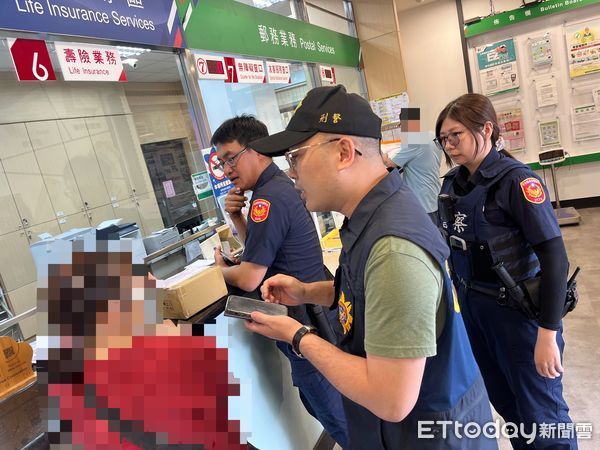 ▲里港警方勸阻謝姓女子匯款             。（圖／記者陳崑福翻攝）