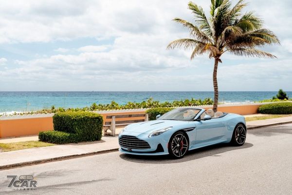 Aston Martin 推出全球唯一 Palm Beach 特仕版 DB12 Volante
