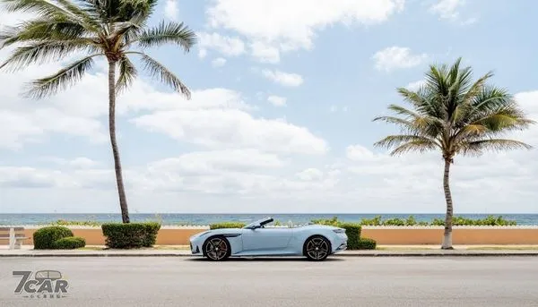 Aston Martin 推出全球唯一 Palm Beach 特仕版 DB12 Volante