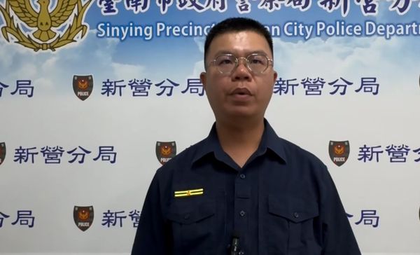 ▲32歲林姓男子清晨昏睡車內，警方查獲其酒測值超標，依法送辦。（圖／翻攝自社會事新聞影音）