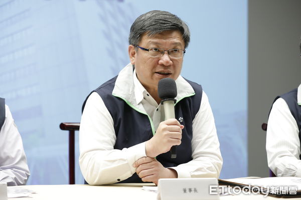 ▲▼台電今日緊急召開記者會，由董事長曾文生、總經理王耀庭、副總經理兼發言人蔡志孟、副總經理吳進忠等出席，就民眾黨所提對台電的指控進行說明。（圖／記者湯興漢攝）