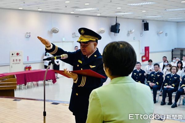 ▲內政部長劉世芳3日上午主持移民署長林宏恩布達典禮。（圖／記者張君豪翻攝）