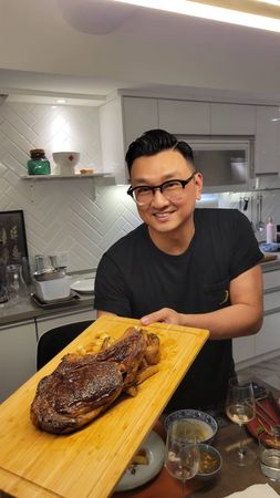 ▲王輔立目前是雲朗觀光集團行政主廚。（圖／記者葉文正攝）