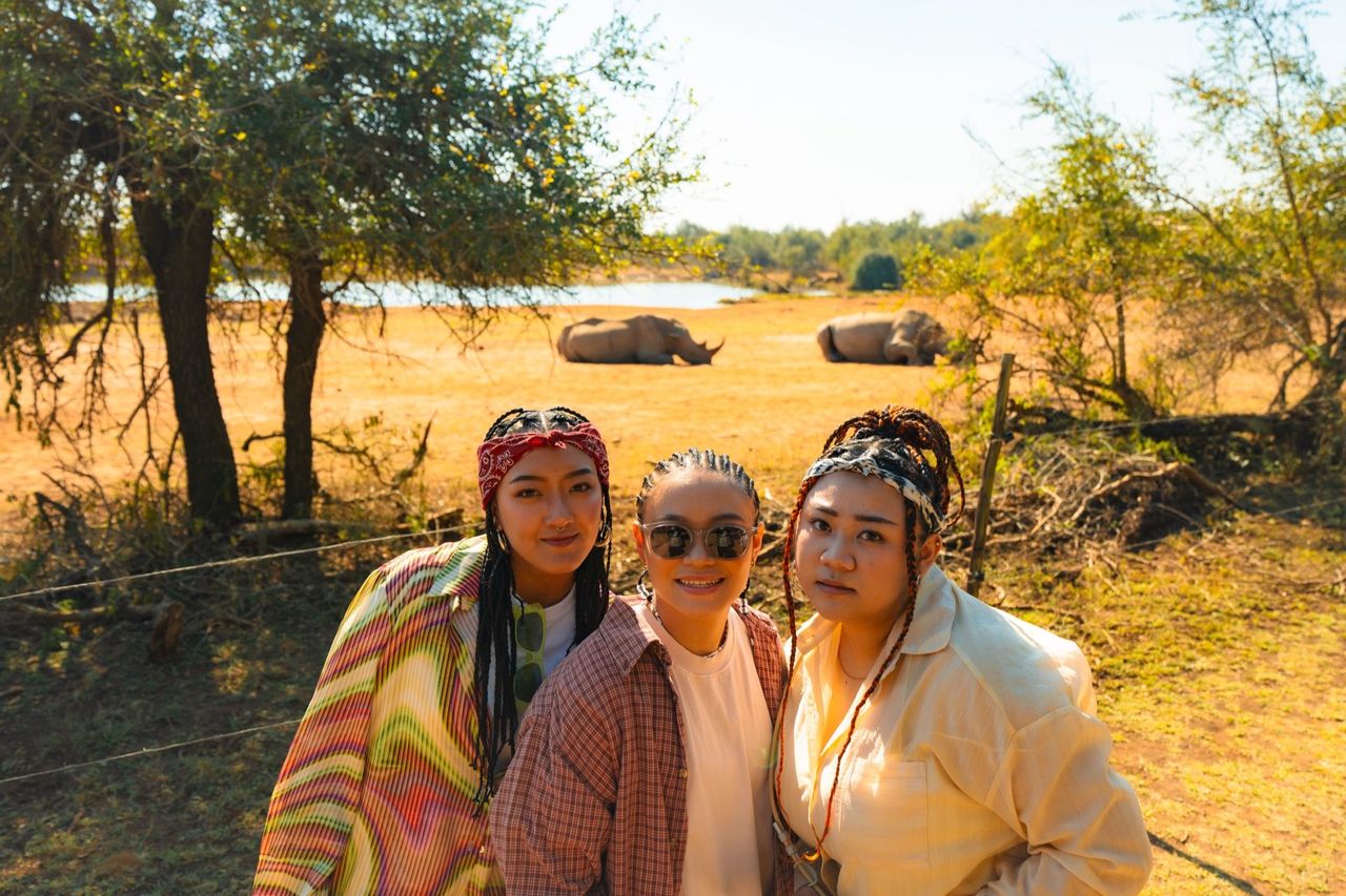 ▲▼阿爆率領那屋瓦少女組登非洲史瓦帝尼灌木之火音樂節。（圖／Nanguaq那屋瓦提供）