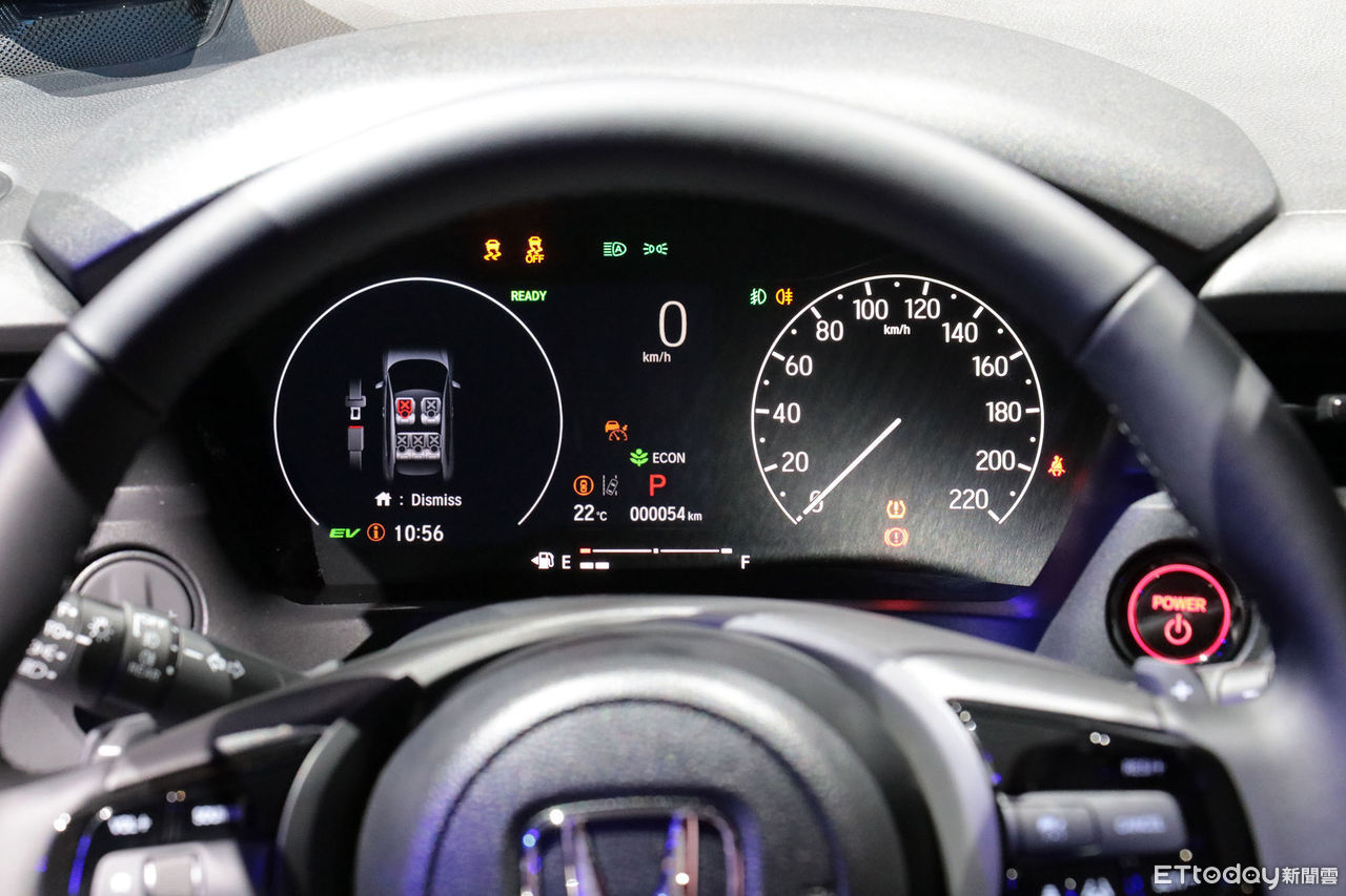 ▲79.9萬起！Honda「HR-V小改款」正式現身　油電頂規百萬有找。（圖／記者張慶輝攝）