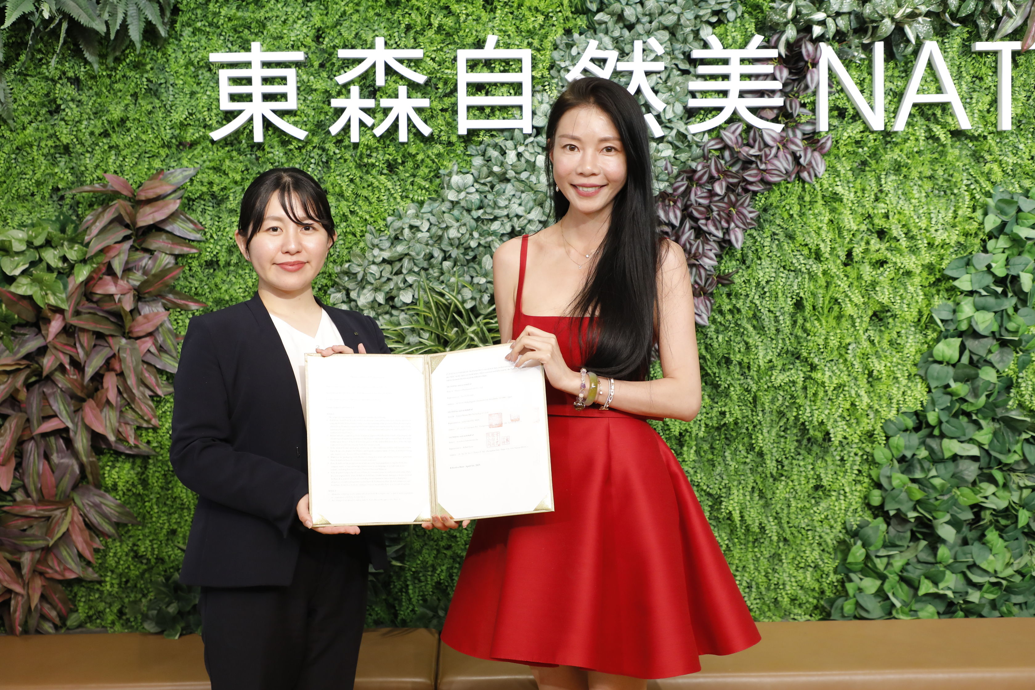 ▲▼東森自然美今日與日本丸善製藥、亨元股份有限公司簽約，未來將在育髮技術上深度合作。（圖／記者湯興漢攝）