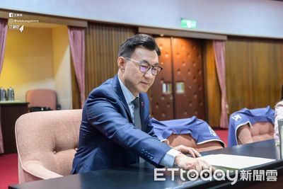 立院通過2028年中火無煤 江啟臣喊支持:「減碳無煤」是國際趨勢