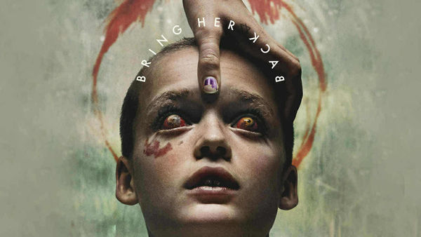 好萊塢話題新片《滿血復活（Bring Her Back）》戲劇驚悚！(圖/Sony影業提供、截取自《電癮好選喆》)