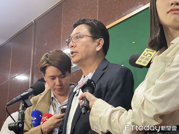 ▲▼  台北市副市長林奕華、新北市副市長劉和然出席立法院財委會   。（圖／記者崔至雲攝）