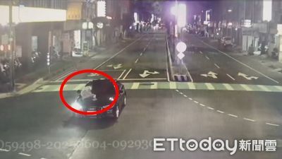 奧迪女吵架!見「男趴引擎蓋」疾駛650m 路口猛轉2圈把他甩下車