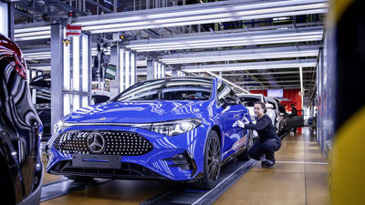賓士「新CLA電動轎跑」上線投產!首波2車型、維持德國製造