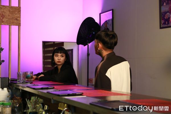 ▲崑山科大時尚系應屆畢業生邱芊綠，歷經車禍重傷仍堅持完成畢製秀，展現不屈生命力。（記者林東良翻攝，下同）