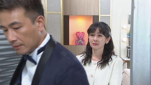 ▲《好運來》婚禮出現命案，蔡燦得飾演的靜怡突倒地不起，全場驚愕落淚。（圖／民視提供）
