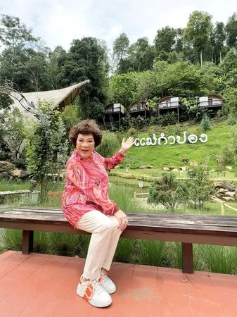 ▲周遊近日陷入低潮與李朝永到泰國散心。（圖／李朝永提供）