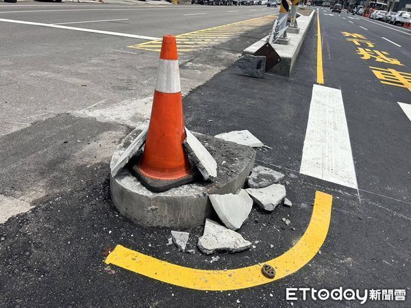▲彰化彰南路庇護島1個月被撞4次。（資料圖／警方提供）