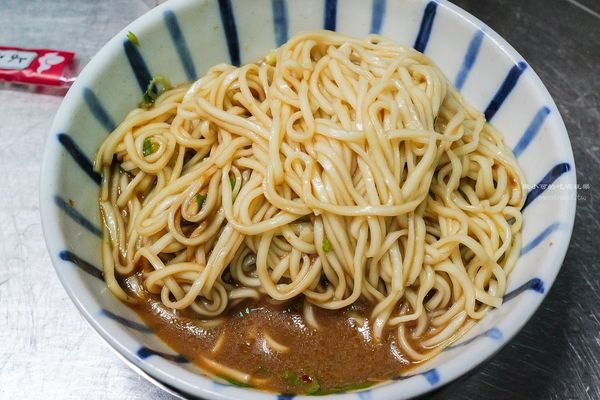 ▲▼一香飲食店麻醬麵。（圖／部落客陳小可提供）