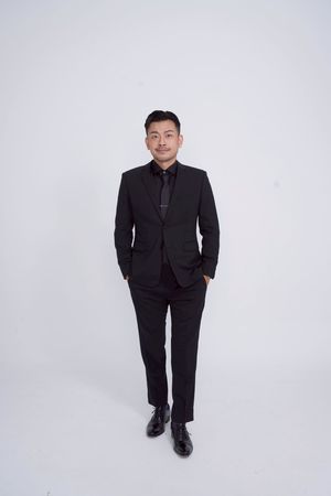 ▲▼77老大當年卸下中醫師身份，加入17LIVE成為直播主，之後成為YouTuber，開啟網紅事業。（圖／17LIVE提供）