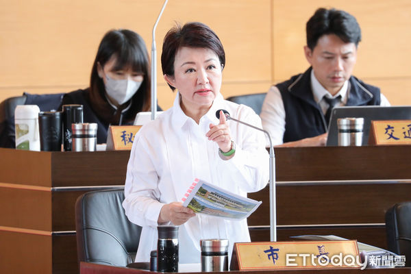 ▲盧秀燕談及中火無煤發電。（圖／記者游瓊華攝）