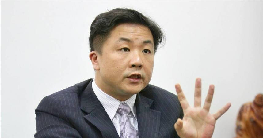 不單純！她揭呂秋遠「3句話」操縱陷阱：孩子生母被框住了