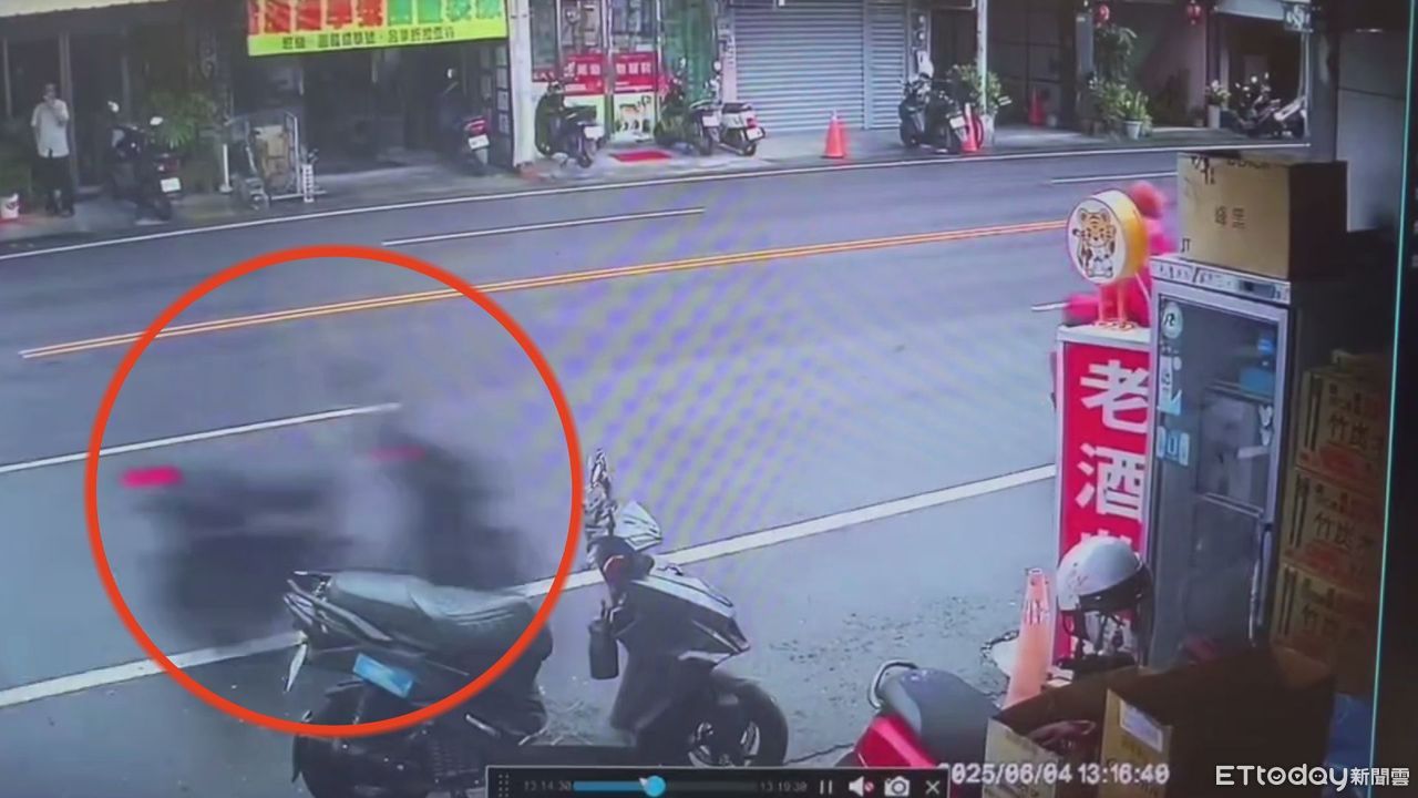 雲林無人機車直衝影片！19歲騎士挨撞倒地　它連撞2車才停