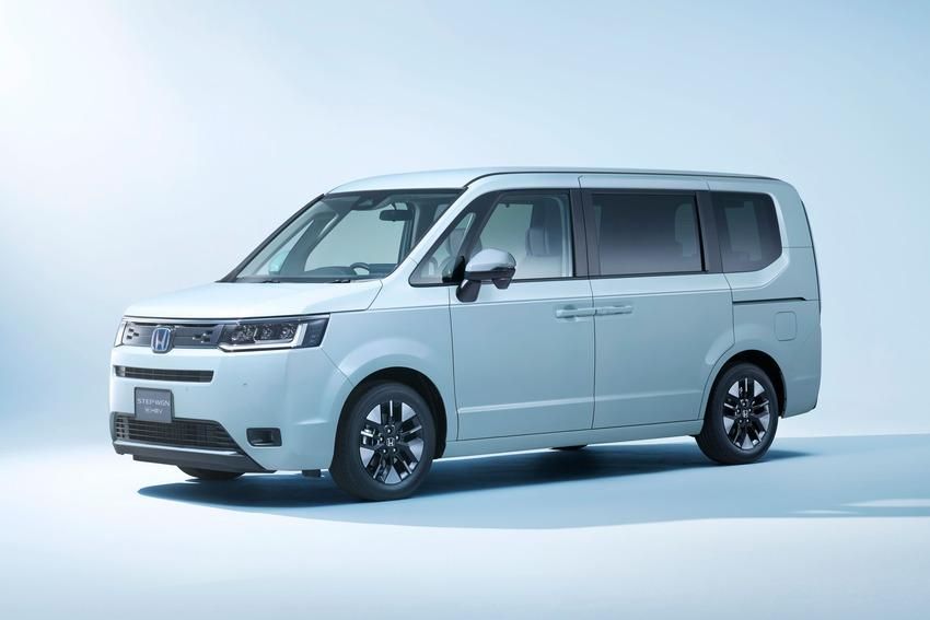 ▲新年式HONDA Step WGN日本開賣！追加推出多功能的4人座新車型。（圖／翻攝自HONDA）