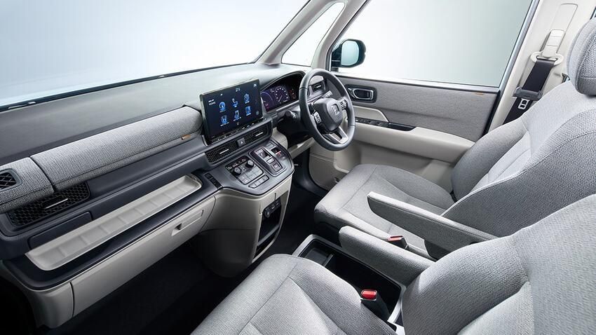 ▲新年式HONDA Step WGN日本開賣！追加推出多功能的4人座新車型。（圖／翻攝自HONDA）