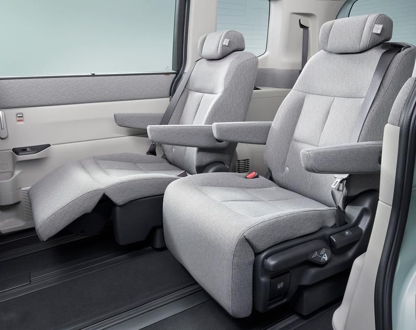 ▲新年式HONDA Step WGN日本開賣！追加推出多功能的4人座新車型。（圖／翻攝自HONDA）