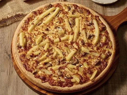 ▲▼拿坡里推蔥花肉鬆餅皮、咖意薯哩披薩。（圖／業者提供）