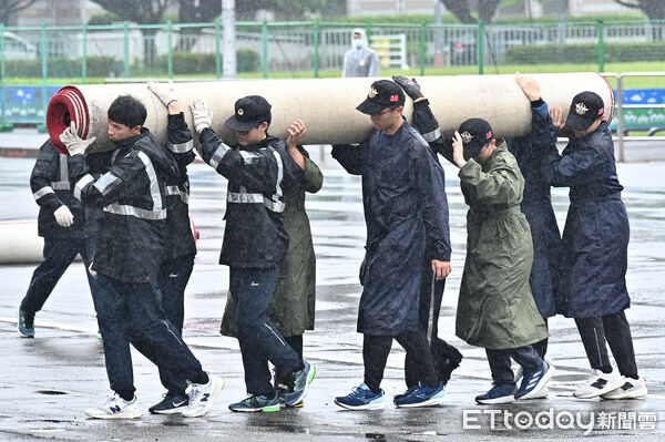 ▲▼總統賴清德主持軍禮歡迎瓜地馬拉共和國總統阿雷瓦洛伉儷，因雨取消府前觀禮，改採室內雨備方案。（圖／記者李毓康攝）