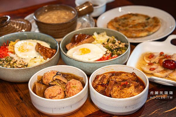 ▲▼姥姥燉肉懷舊盒餐。（圖／部落客虎麗笑嗨嗨授權提供）