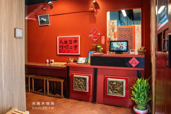 ▲▼姥姥燉肉懷舊盒餐。（圖／部落客虎麗笑嗨嗨授權提供）