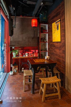 ▲▼姥姥燉肉懷舊盒餐。（圖／部落客虎麗笑嗨嗨授權提供）