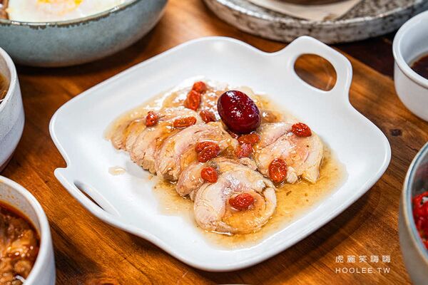 ▲▼姥姥燉肉懷舊盒餐。（圖／部落客虎麗笑嗨嗨授權提供）