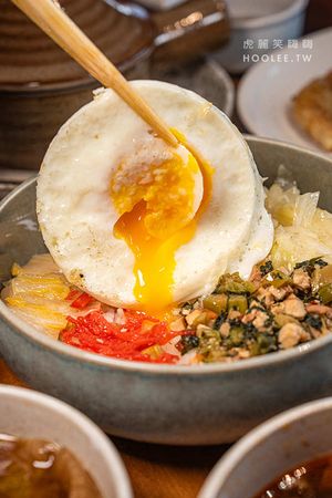 ▲▼姥姥燉肉懷舊盒餐。（圖／部落客虎麗笑嗨嗨授權提供）