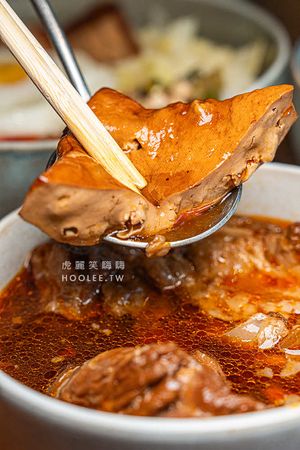 ▲▼姥姥燉肉懷舊盒餐。（圖／部落客虎麗笑嗨嗨授權提供）