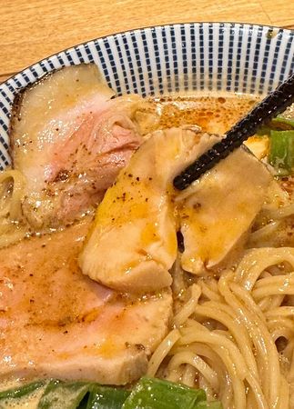▲▼ふく流らーめん 轍 梅田。（圖／部落客小虎食夢網授權提供）
