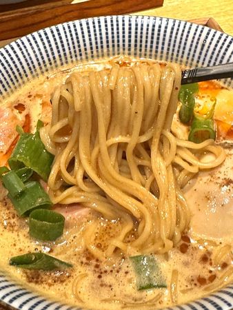 ▲▼ふく流らーめん 轍 梅田。（圖／部落客小虎食夢網授權提供）