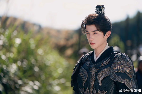 ▲▼《折腰》要翻拍短劇版。（圖／翻攝自微博）