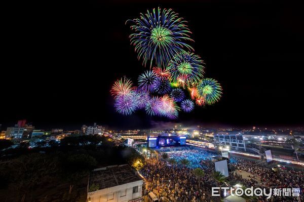 ▲▼2025花蓮夏戀嘉年華將於7月23日至7月27日，每晚七點整在花蓮市東大門廣場準時開場。（圖／花蓮縣政府提供，下同）