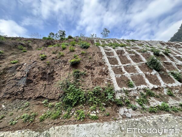▲▼佐見啦生技公司參與「為太魯閣做一件事」，贊助經費投入環境保育推廣及重建使用。（圖／太管處提供，下同）