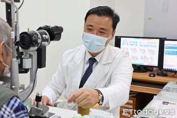 ▲▼張女士左眼同時有兩處大型黃斑部裂孔，分別為915與939微米，屬於少見的雙裂孔個案。（圖／慈濟醫學中心提供，下同）