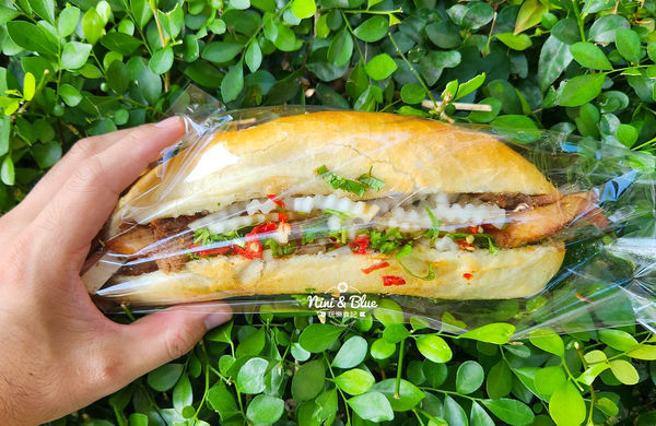 ▲▼小辣椒越南麵包。（圖／部落客NINI AND BLUE 玩樂食記授權提供）