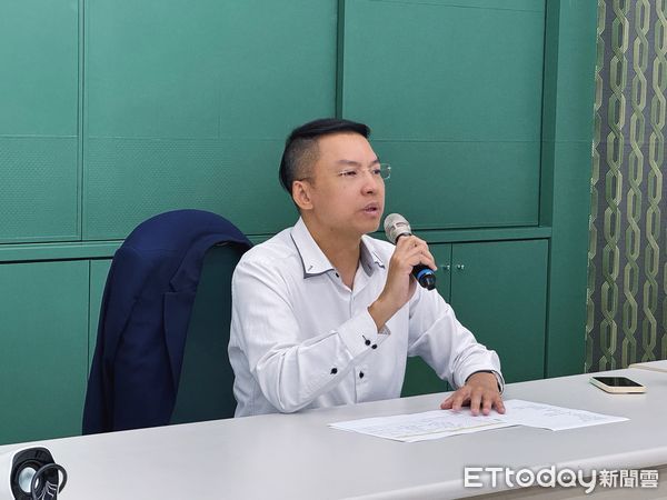 ▲▼民進黨高雄市黨部主委黃文益  。（圖／記者賴文萱翻攝）