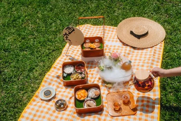 ▲懶人露營品牌《蟬說》今夏首次推出「野餐冰茶季」。（圖／蟬說提供）